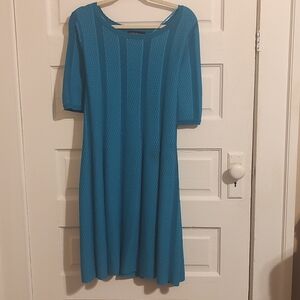 1 peacock/teal colored knit dress